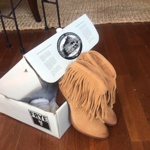 Frye Ilana fringe short bootie